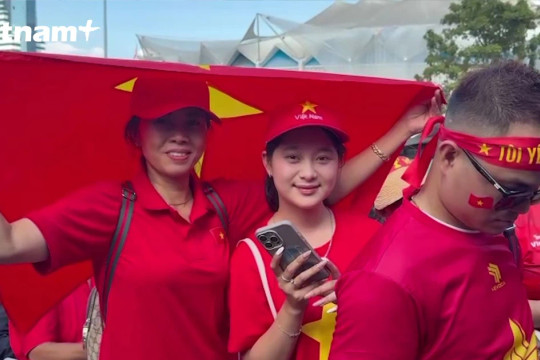 U22 Việt Nam thắng nghẹt thở U22 Philippines nhờ khán đài với các cổ động viên "rực lửa"