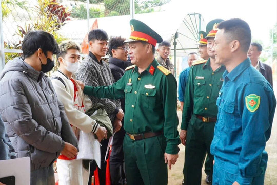 Giữ vững “trận địa” tư tưởng, xây dựng lực lượng vũ trang vững mạnh
