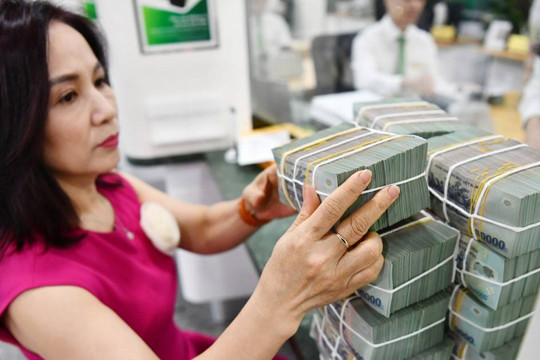 Lãi suất ngân hàng 16/12: Vượt mốc 8%, cao nhất trong hai năm