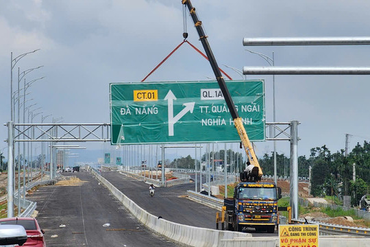Cao tốc Quảng Ngãi - Hoài Nhơn sẵn sàng thông xe ngày 19/12