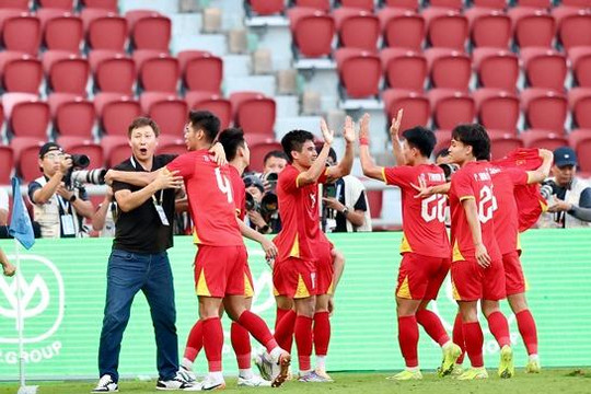 Tottenham Hotspur bất ngờ gửi lời chúc mừng U22 Việt Nam
