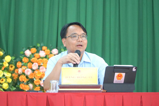 Phó Bí thư Thường trực Tỉnh ủy Lâm Đồng Đặng Hồng Sỹ tiếp xúc cử tri xã Bắc Ruộng