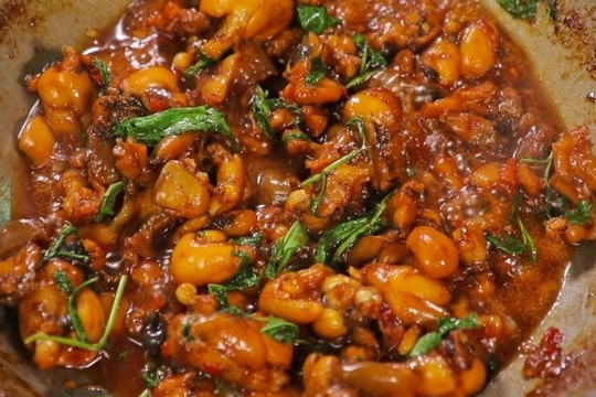 Cách làm ếch kho rau răm đậm đà, chuẩn vị cho bữa cơm gia đình