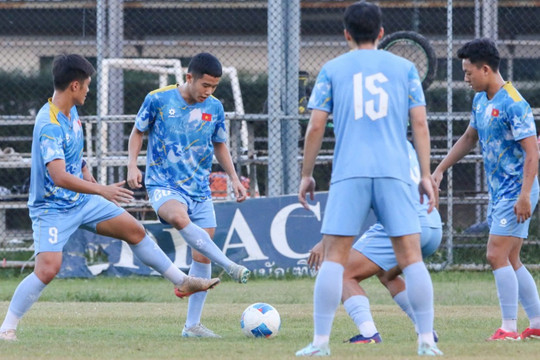 Nhà báo Thái Lan: U22 Việt Nam đang vượt trội trước chung kết