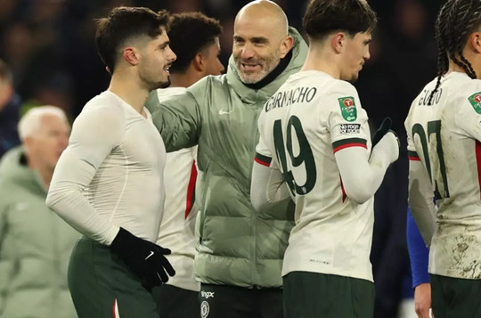 Garnacho tỏa sáng giải cứu Chelsea, HLV Maresca tạm thoát hiểm