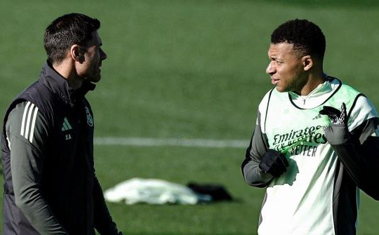 Real Madrid khủng hoảng nhân sự: 9 trụ cột vắng mặt ở Cúp Nhà vua