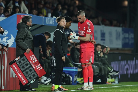 Lunin và pha cứu thua định mệnh giải cứu Real Madrid