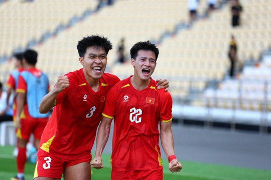 Chung kết U22 Việt Nam vs U22 Thái Lan: Long tranh hổ đấu tại Rajamangala