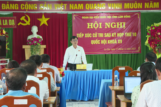 ĐBQH Lâm Đồng Nguyễn Hữu Thông tiếp xúc cử tri Tân Lập và La Dạ