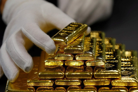 Cập nhật giá vàng trưa hôm nay 19/12/2025: Giá vàng SJC, giá vàng 24k 9999, giá vàng nhẫn, vàng thế giới