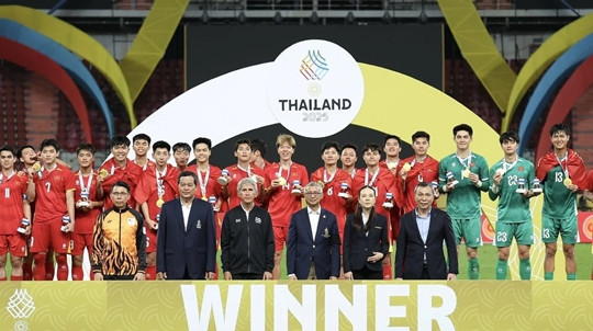 U22 Việt Nam thắng kịch tính Thái Lan 3-2, giành HCV SEA Games 33