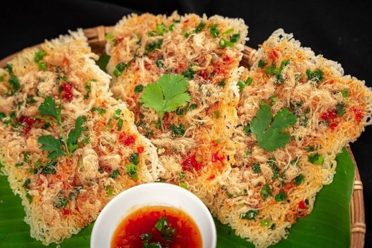 Mẹo làm cơm cháy từ xôi thừa giòn tan, chuẩn vị mỡ hành
