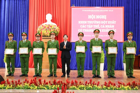 Phường Xuân Hương - Đà Lạt khen thưởng đột xuất 39 cá nhân có thành tích xuất sắc