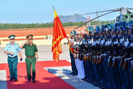 Bộ trưởng Bộ Quốc phòng Phan Văn Giang dự lễ khánh thành Sân bay Quân sự Phan Thiết