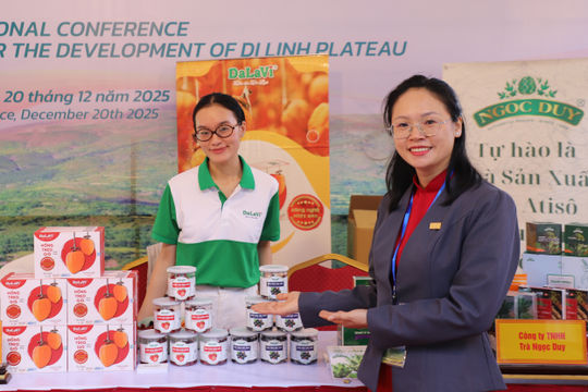 Hơn 100 mặt hàng trưng bày tại Hội thảo Quốc tế Phát triển Cao nguyên Di Linh