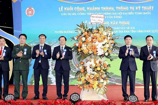 Phú Thọ khởi công 2 nút giao cao tốc Nội Bài - Lào Cai hơn 778 tỉ đồng