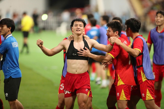 U22 Việt Nam lội ngược dòng hạ Thái Lan, giành HCV SEA Games 33