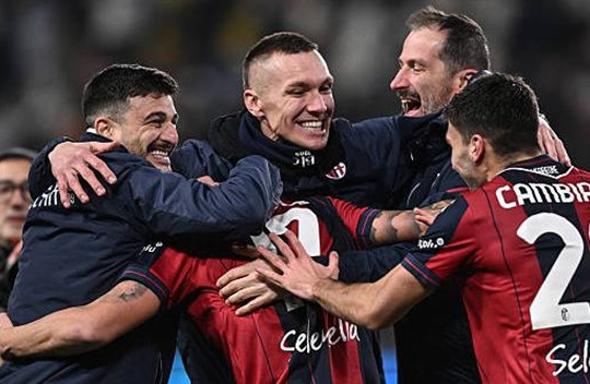 Immobile rực sáng, Bologna biến Inter Milan thành cựu vương Siêu cúp Ý
