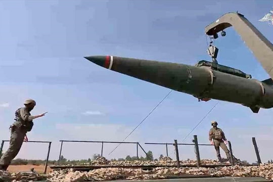 Nga sẵn sàng dùng tên lửa siêu vượt âm bảo vệ Kaliningrad