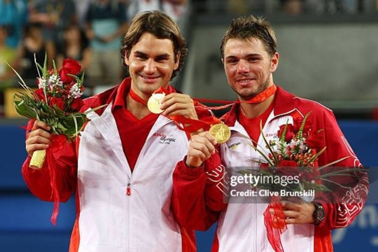 "Người thép" Wawrinka giải nghệ và cú sốc Alcaraz chia tay HLV