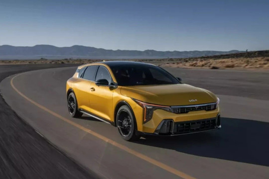 Kia K4 Hatchback 2026 ra mắt: Thiết kế thể thao, động cơ tăng áp, nhiều công nghệ mới