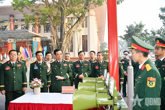 Phát huy truyền thống Quân đội anh hùng trong giai đoạn phát triển mới