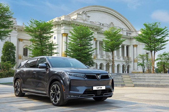 VinFast VF 9: Cập nhật giá lăn bánh và thông số tháng 12/2025