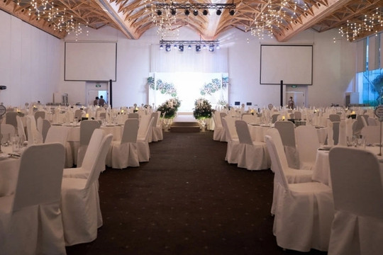 10 địa điểm tổ chức Year End Party chuyên nghiệp tại TP.HCM