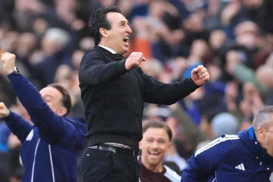 Aston Villa: Từ kẻ phá bĩnh đến ứng viên vô địch Ngoại hạng Anh