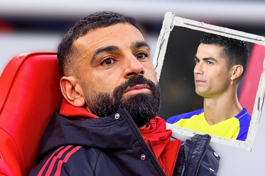 FIFA phạt nặng Al Nassr, dập tắt cơ hội Salah sát cánh Ronaldo