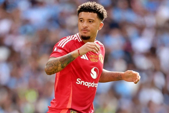 Manchester United và bài toán Jadon Sancho: Chấp nhận cắt lỗ để giải thoát