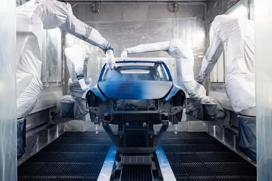 Tesla Model S: Tương lai sedan điện và nền tảng Redwood