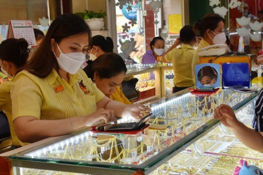 Cập nhật 08:15 sáng 23/12/2025: Giá vàng trong nước và thế giới mới nhất
