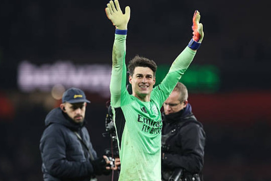 Arsenal vào bán kết EFL Cup sau màn luân lưu 8-7 nghẹt thở