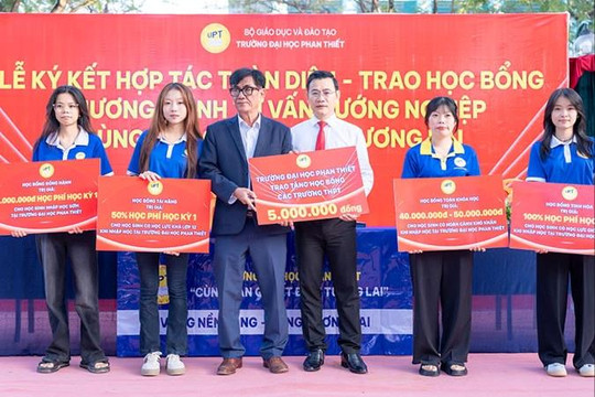 Chính sách hỗ trợ người học tại UPT