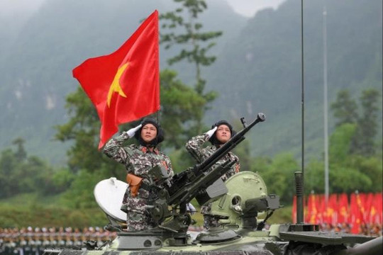 Quán triệt sâu sắc đường lối, quan điểm của Đảng về quân sự, quốc phòng, bảo vệ Tổ quốc trong tình hình mới