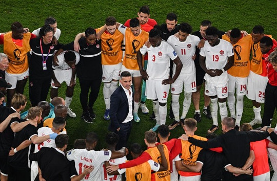Bộ sậu tinh nhuệ sẵn sàng cùng John Herdman tiếp quản tuyển Indonesia