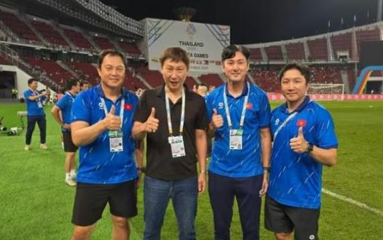 HLV Kim Sang-sik và bí mật vũ khí hiệp 2 của U23 Việt Nam