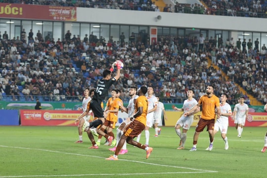 HAGL chia điểm kịch tính với Thể Công Viettel tại giải Tứ hùng