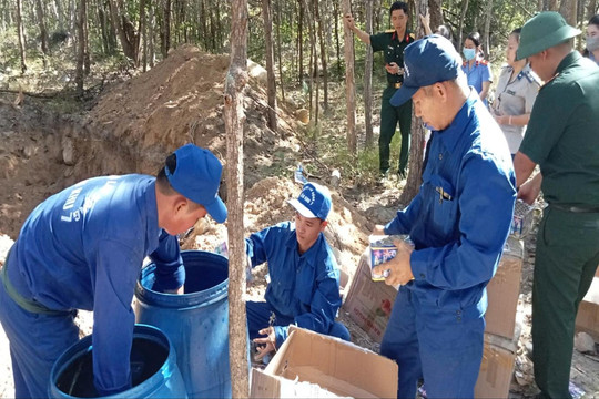 Lâm Đồng tiêu hủy 430 kg pháo lậu