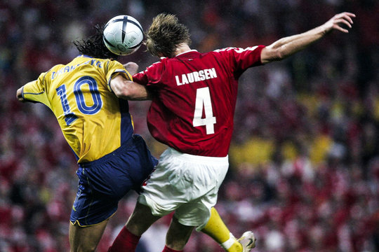 Kịch bản 2-2 tại EURO 2004: Nỗi đau thiên cổ của bóng đá Ý