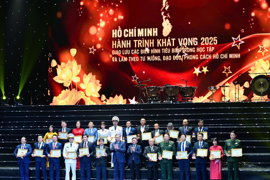 Hành trình khát vọng 2025: Khát vọng Việt Nam thịnh vượng