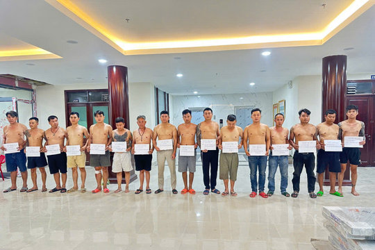 Triệt phá băng nhóm tàng trữ vũ khí và đánh bạc tại Đồng Nai