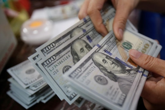 Tỷ giá ngoại tệ 27/12: USD suy yếu, tỷ giá trung tâm giảm nhẹ