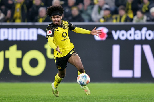 Liverpool nhắm Karim Adeyemi: Người kế thừa lý tưởng cho Mohamed Salah?