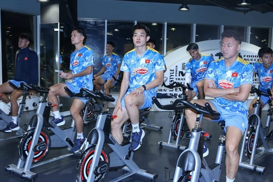 HLV Kim Sang-sik và U23 Việt Nam: Gác vinh quang SEA Games hướng ra biển lớn