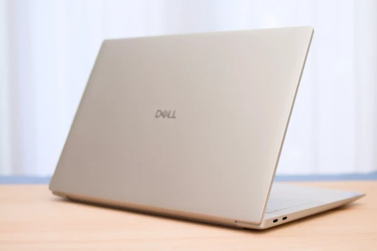Dell XPS 14 Premium 9440: Tuyệt phẩm AI với thiết kế tương lai