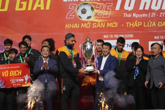 HAGL vô địch Giải Tứ hùng 2025 sau trận Derby Thủ đô rượt đuổi kịch tính