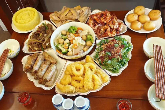 Mẹo chuẩn bị mâm cúng mùng 1 hàng tháng đơn giản đúng phong tục