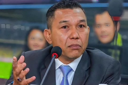 Bê bối làm giả hồ sơ: Lãnh đạo LĐBĐ Malaysia bị kêu gọi từ chức